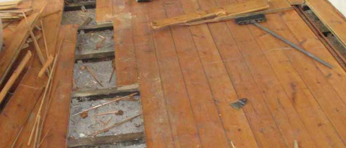 How to Recycle Old Wood Flooring in Bad Condition
